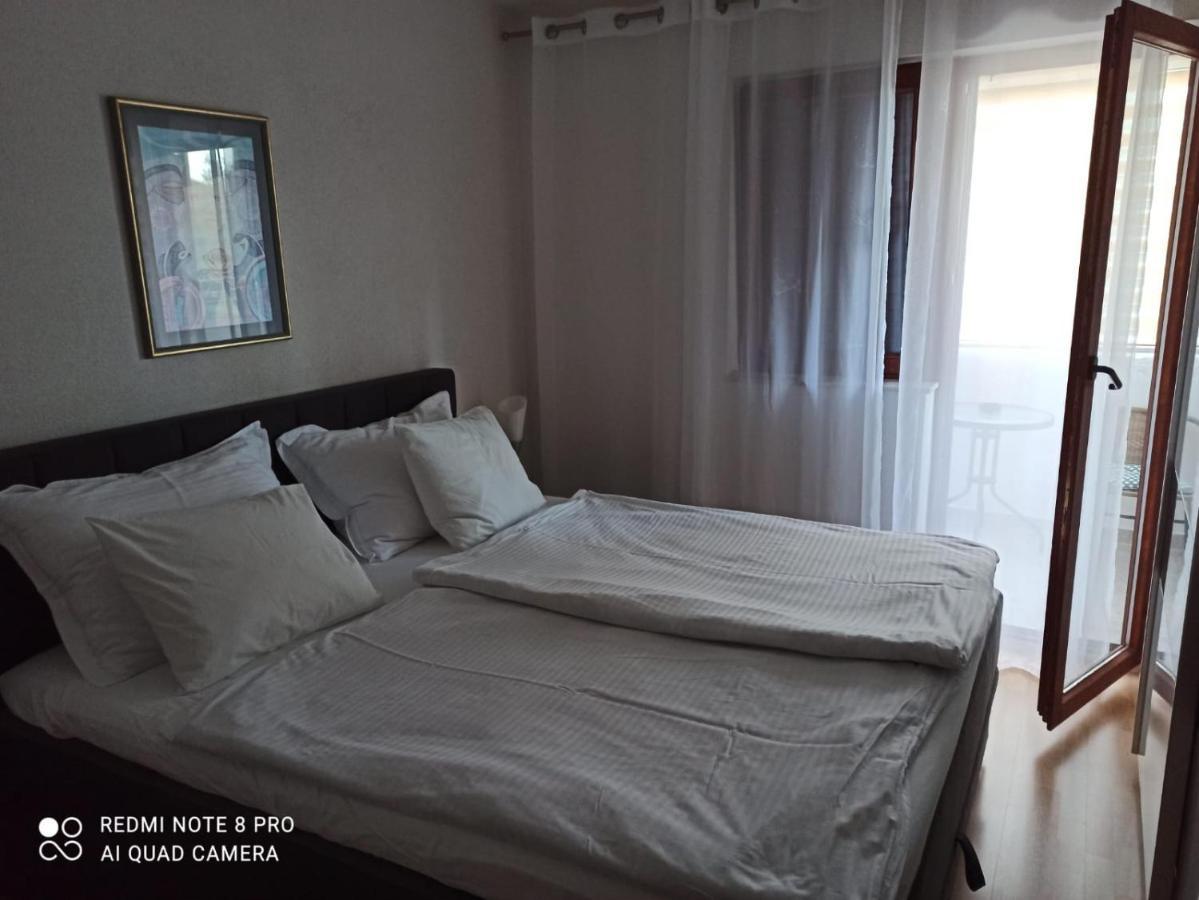 מאקרסקה Apartman Robertino 1966 מראה חיצוני תמונה